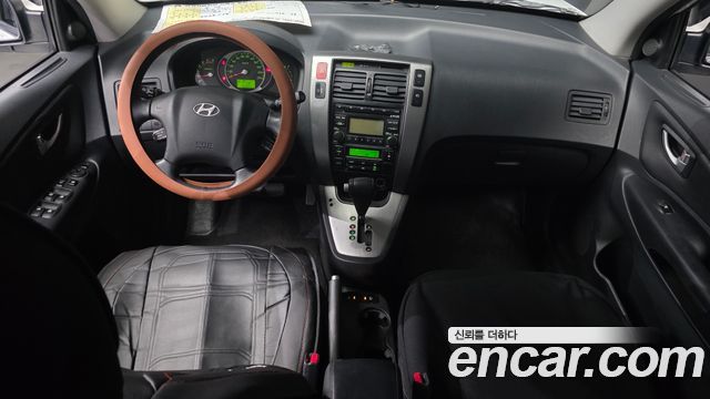 Hyundai Tucson — interior
