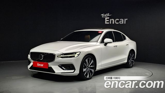 Volvo S60 — exterior