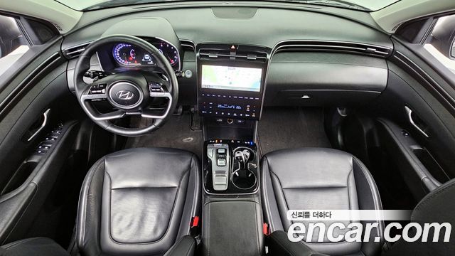 Hyundai Tucson — interior
