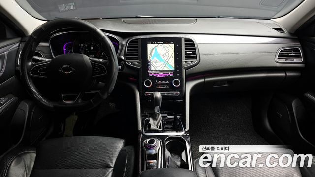 Renault Korea SM6 — interior