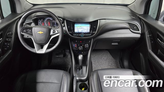 Chevrolet Korea Trax — interior