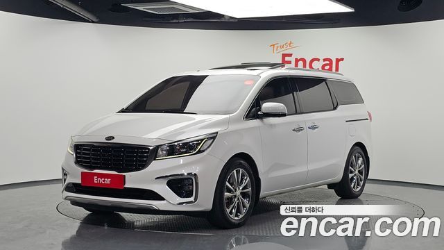 Kia Carnival — exterior