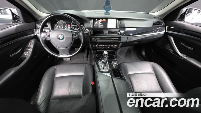 BMW 5 Series — interior