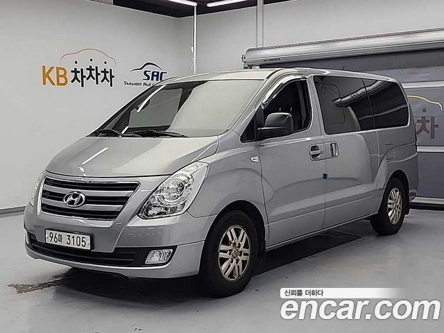 Hyundai Starex