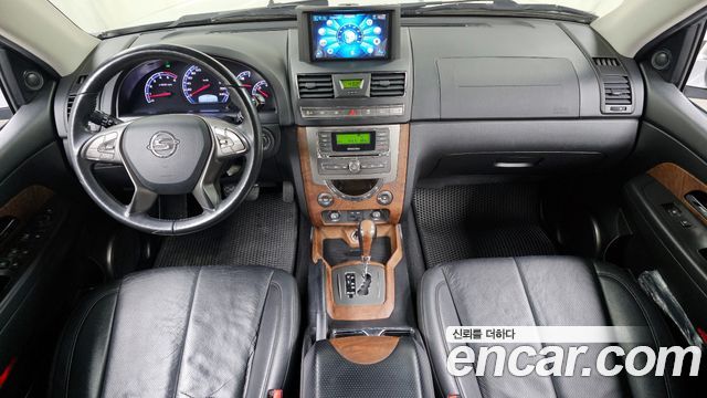 KG Mobility Rexton — interior