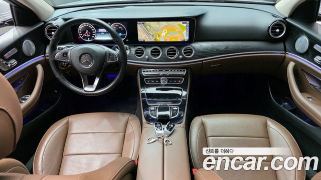 Mercedes-Benz E-Class — interior