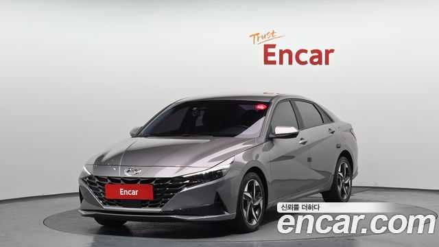 Hyundai Avante — exterior