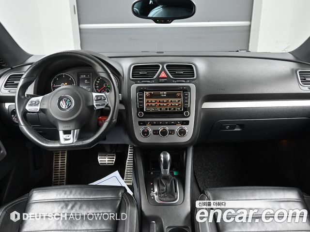 Volkswagen Scirocco — interior