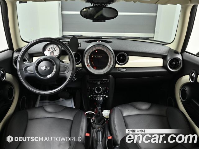 MINI Clubman — interior