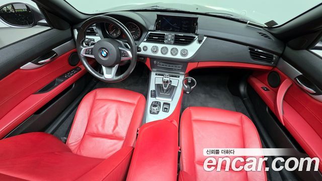 BMW Z4 — interior