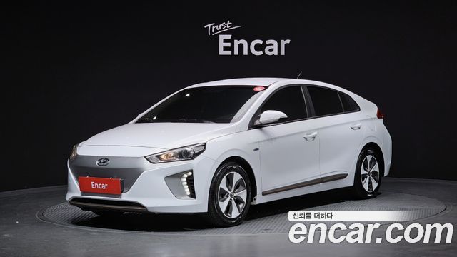 Hyundai Ioniq — exterior