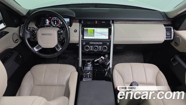 Land Rover Discovery — interior