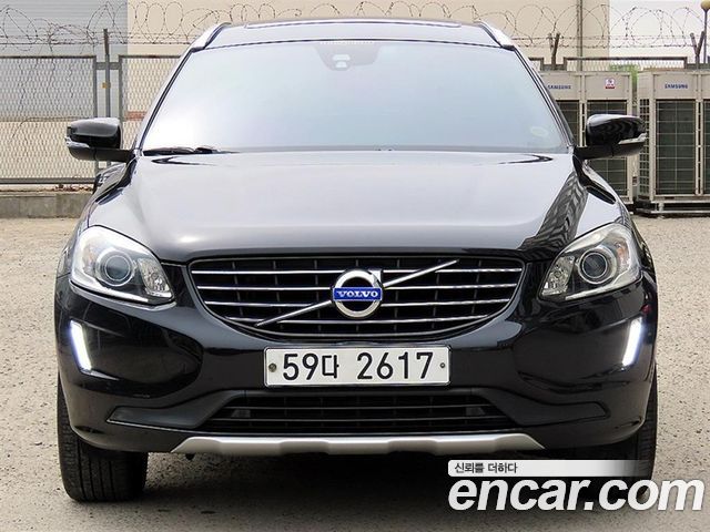 Volvo XC60 — exterior