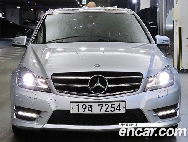 Mercedes-Benz C-Class — exterior