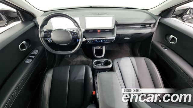 Hyundai IONIQ 5 — interior