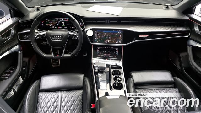 Audi S6 — interior