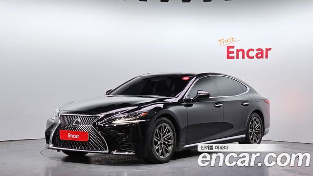 Lexus LS — exterior