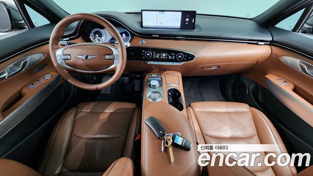 Genesis GV70 — interior