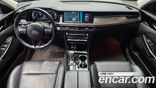 Kia K7 — interior