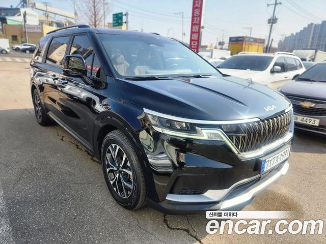 Kia Carnival — exterior