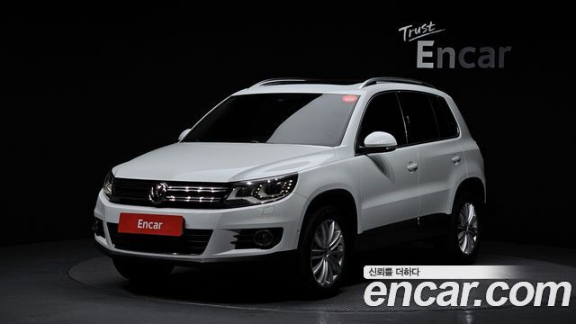 Volkswagen Tiguan — exterior