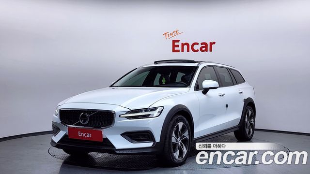 Volvo V60 — exterior