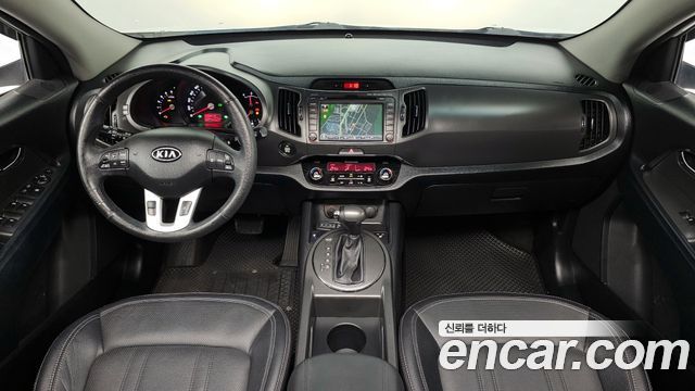 Kia Sportage — interior