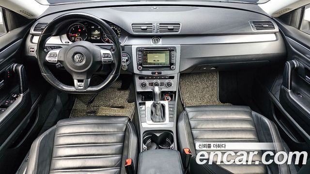 Volkswagen CC — interior