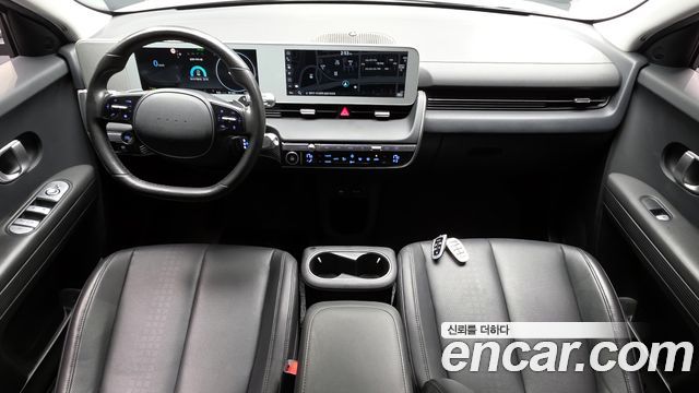 Hyundai IONIQ 5 — interior