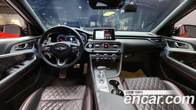 Genesis G70 — interior