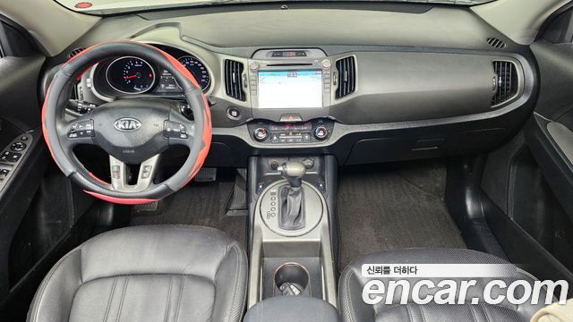 Kia Sportage — interior