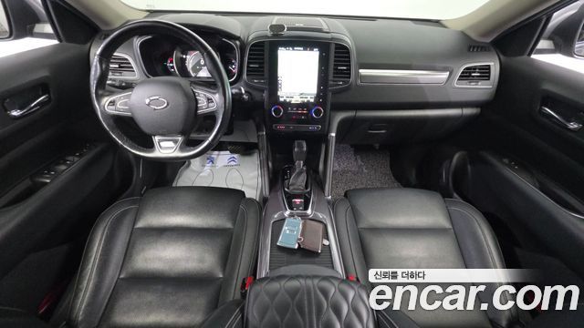 Renault Korea QM6 — interior