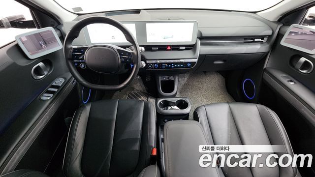 Hyundai IONIQ 5 — interior