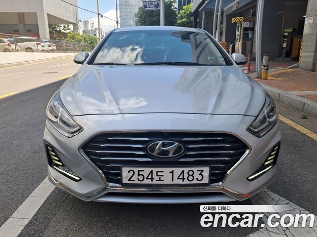 Hyundai Sonata — exterior