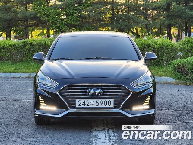 Hyundai Sonata — exterior