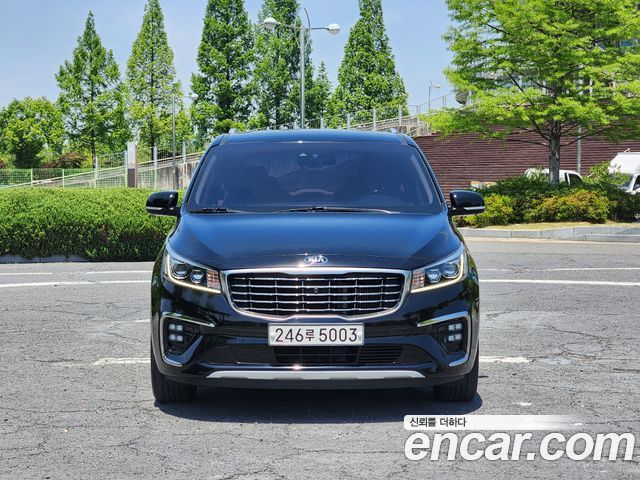 Kia Carnival — exterior