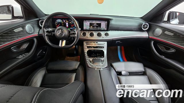 Mercedes-Benz E-Class — interior