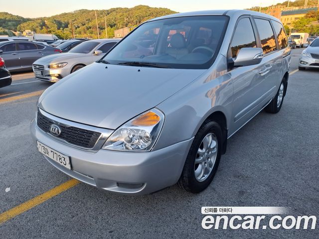 Kia Carnival — exterior