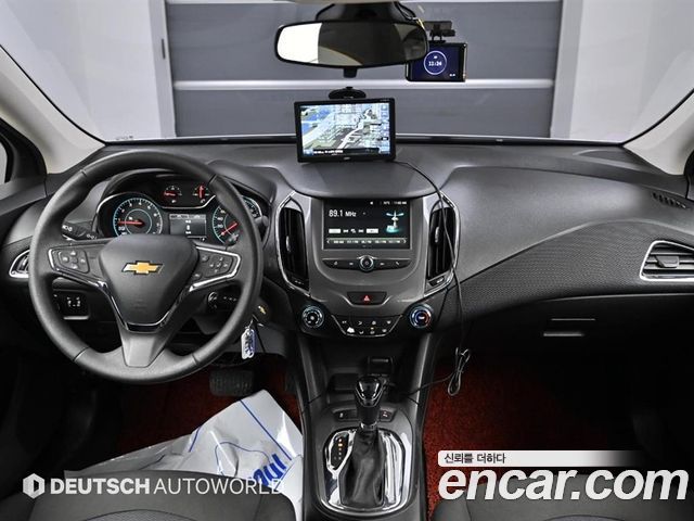 Chevrolet Korea Cruze — interior
