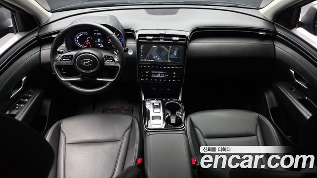 Hyundai Tucson — interior