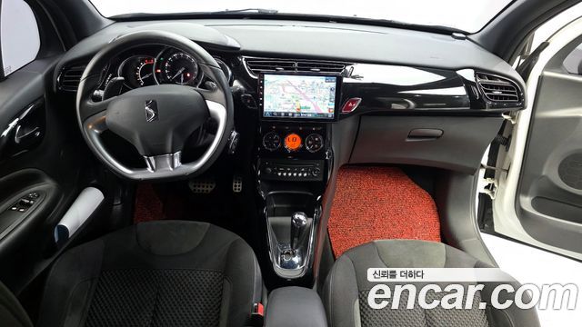 Citroën / DS DS3 — interior