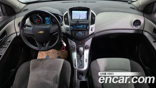 Chevrolet Korea Cruze — interior