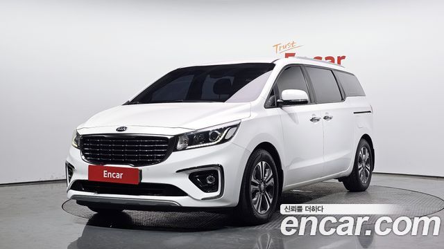 Kia Carnival — exterior