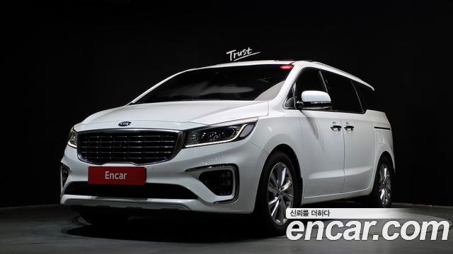 Kia Carnival — exterior