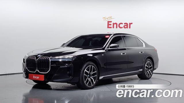 BMW 7 Series — exterior
