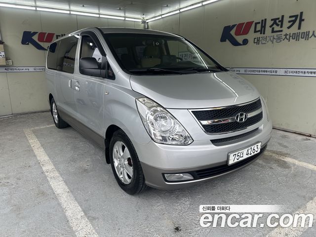 Hyundai Starex — exterior