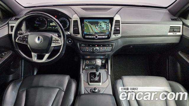 KG Mobility Rexton — interior
