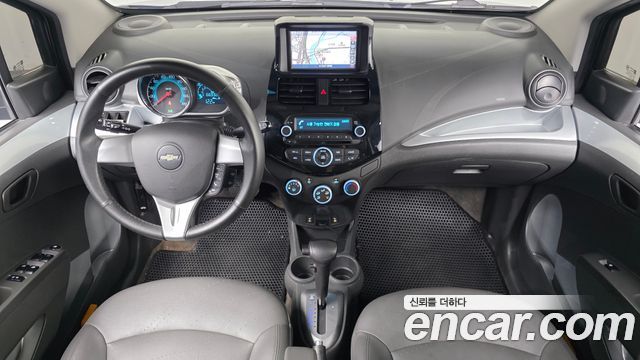 Chevrolet Korea Spark — interior