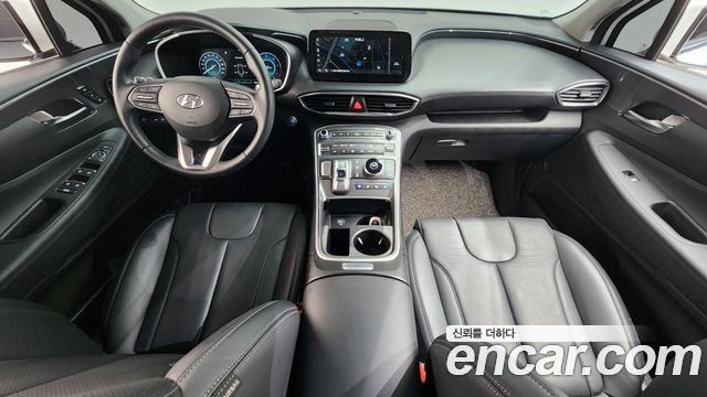 Hyundai Santa Fe — interior