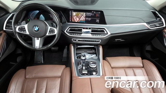BMW X6 — interior
